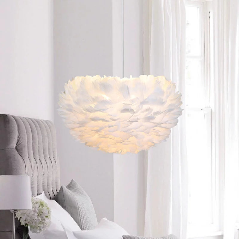 Lustra Luxury Feather Cloud