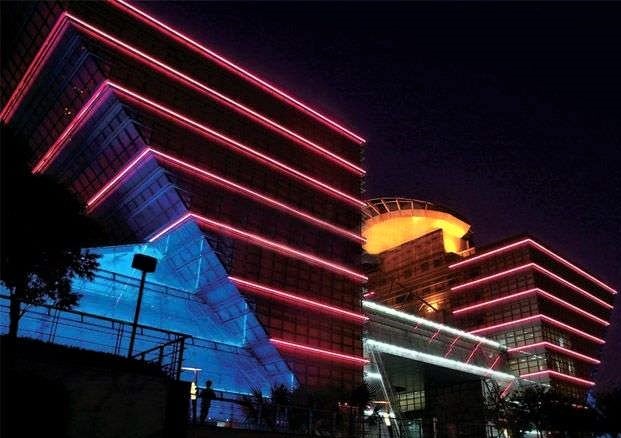 Rola Furtun LED NEON FLEX Slim 220V - 100M