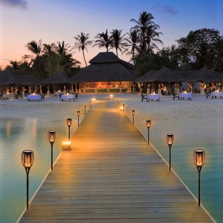 Stalp LED Gradina Torta cu Incarcare Solara KEIS