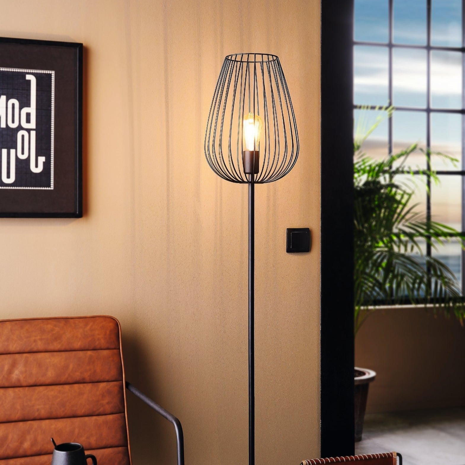 Lampadar NEWTOWN Black 160CM Eglo