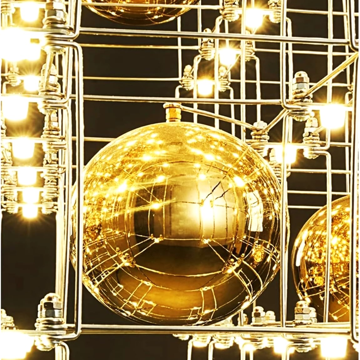 Lustra LED Suspendata Luxury MAGNUS HEART