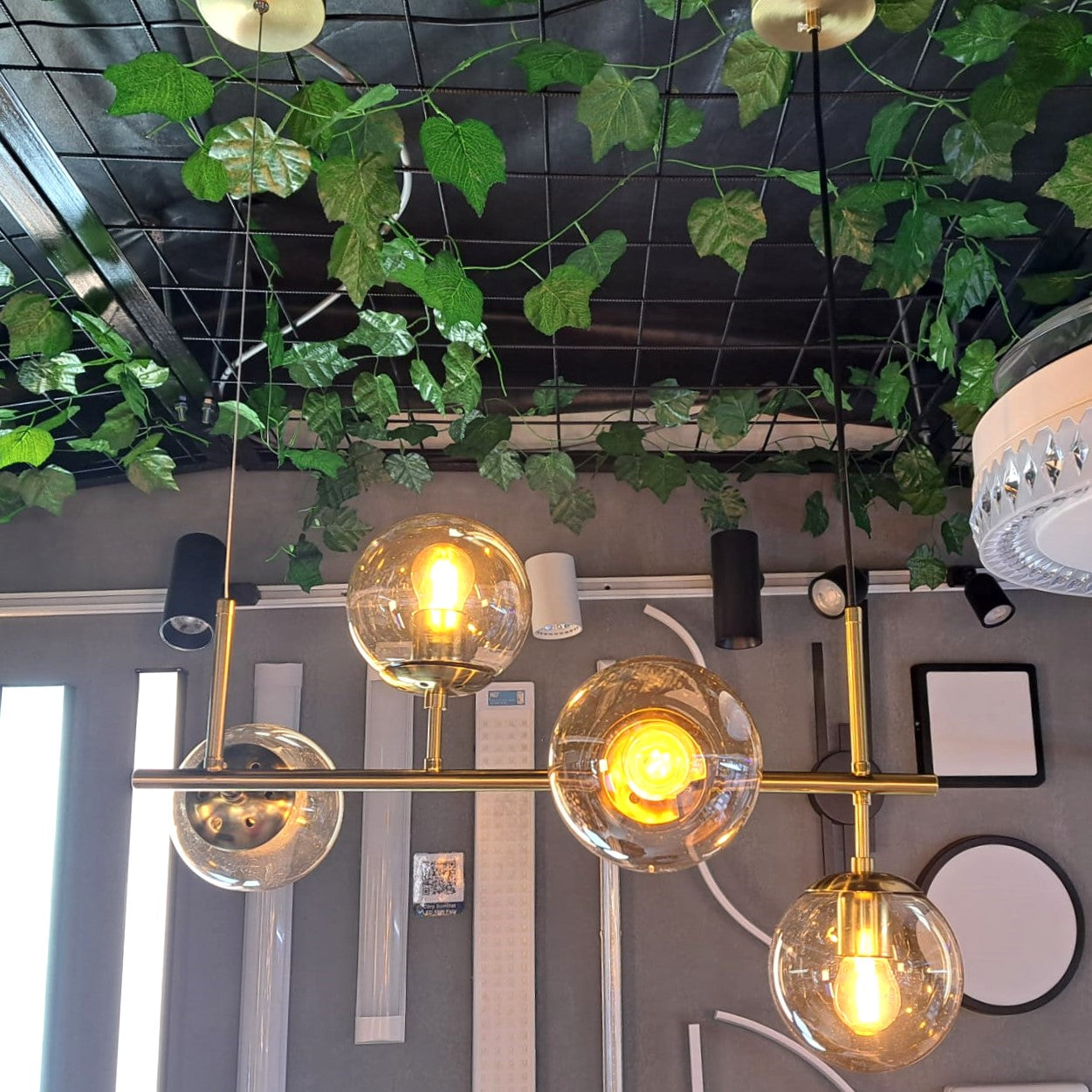 Lustra Abajur Fumuriu GOLD Liniara 4xE14