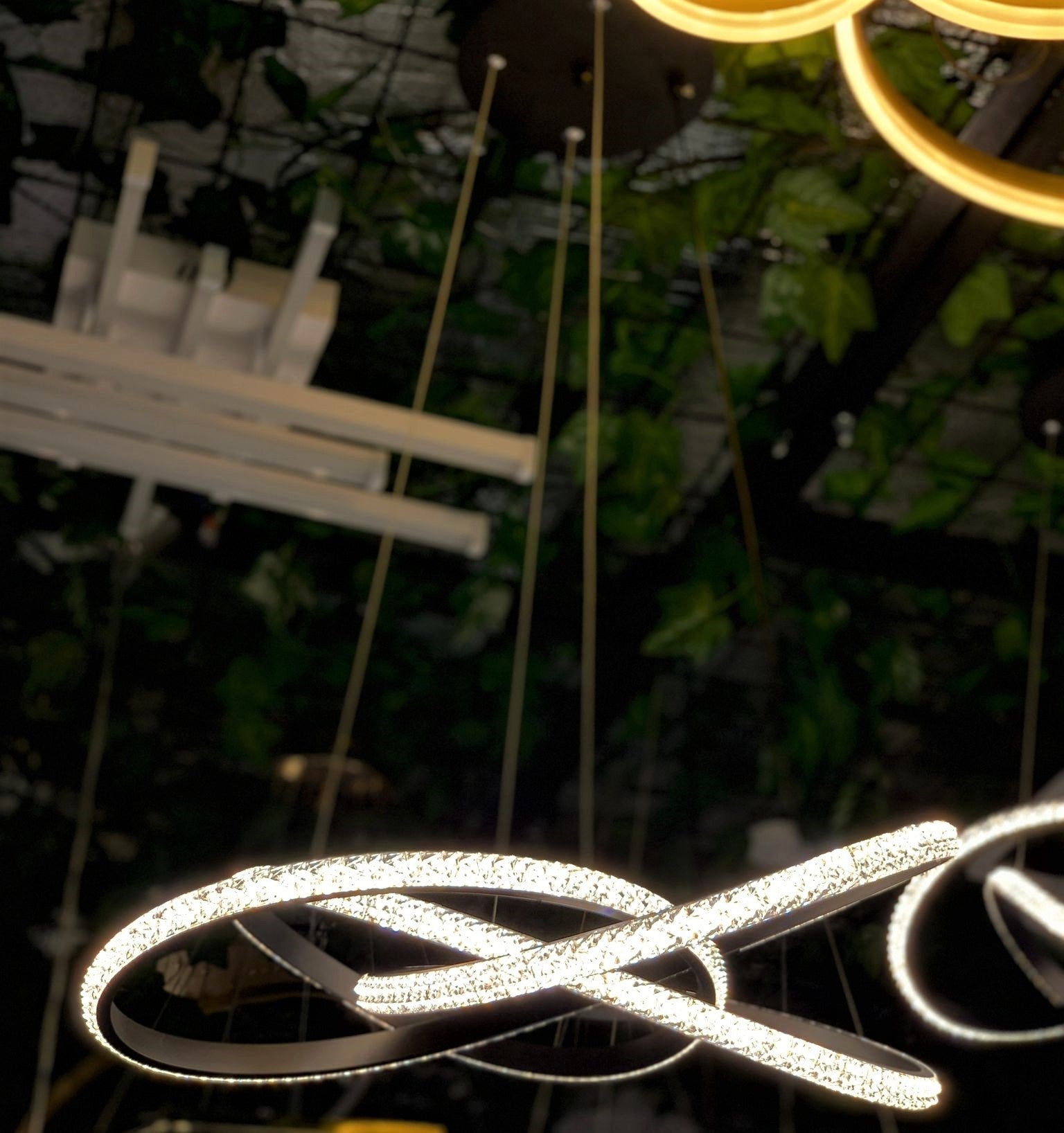 Lustra LED 86W Cristal Infinity Black 3 Segmente 3 Functii