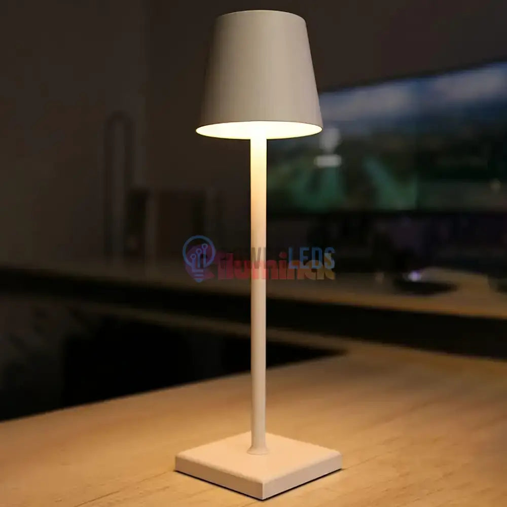 Veioza Touch SIMPLE , 3 Tipuri De Lumina, Incarcare USB powerleds.ro